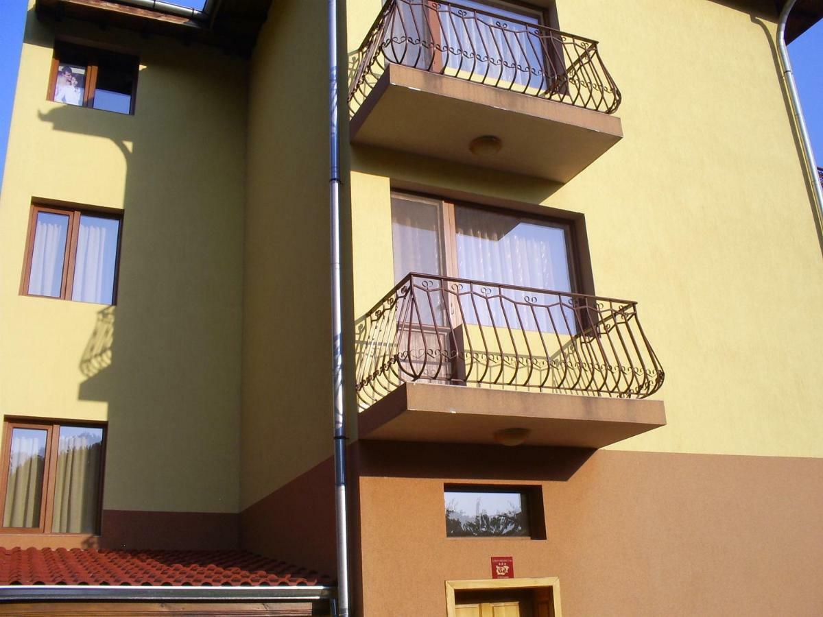 Къща За Гости Фантазия Tryavna Ngoại thất bức ảnh