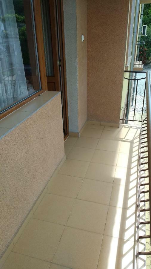 Къща За Гости Фантазия Tryavna Ngoại thất bức ảnh