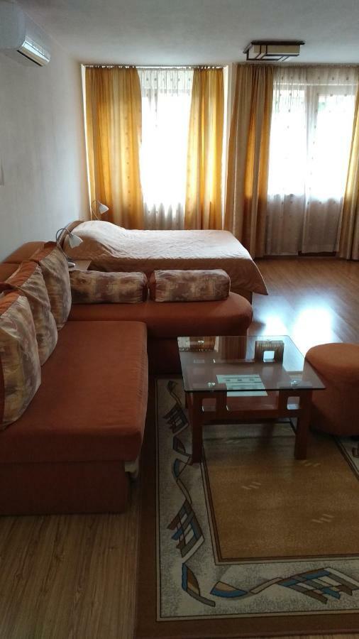 Къща За Гости Фантазия Tryavna Ngoại thất bức ảnh