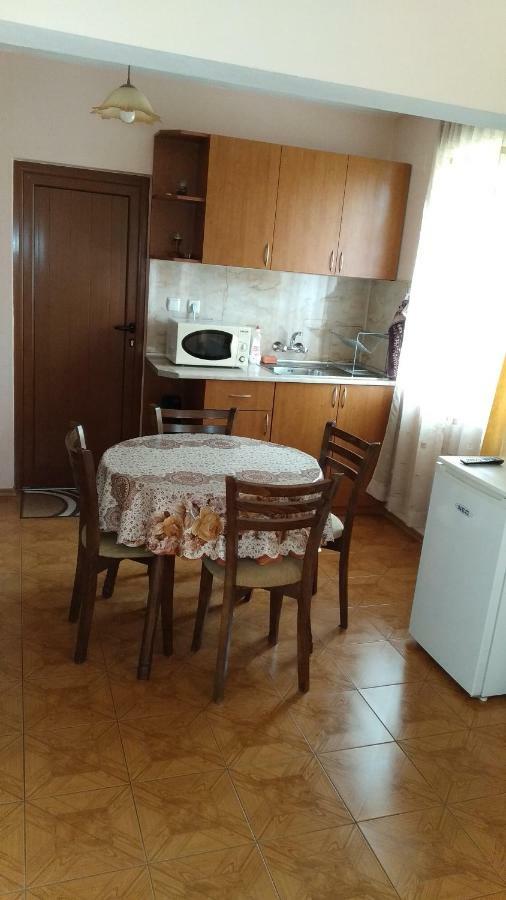 Къща За Гости Фантазия Tryavna Ngoại thất bức ảnh