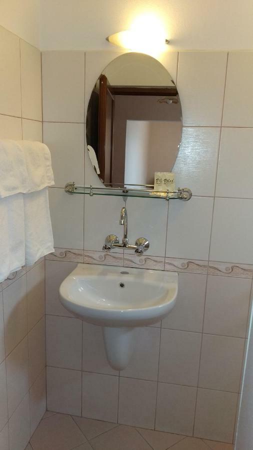 Къща За Гости Фантазия Tryavna Ngoại thất bức ảnh